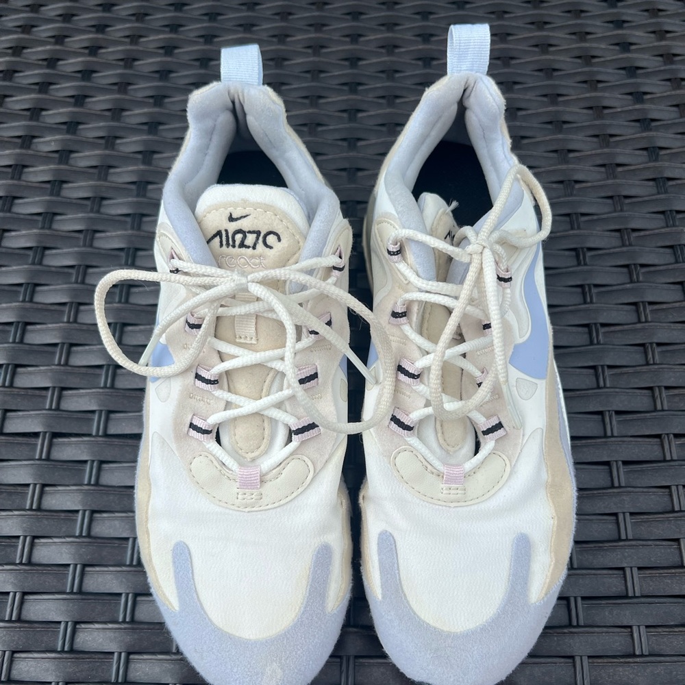 Nike Cream and lavender Sneakers